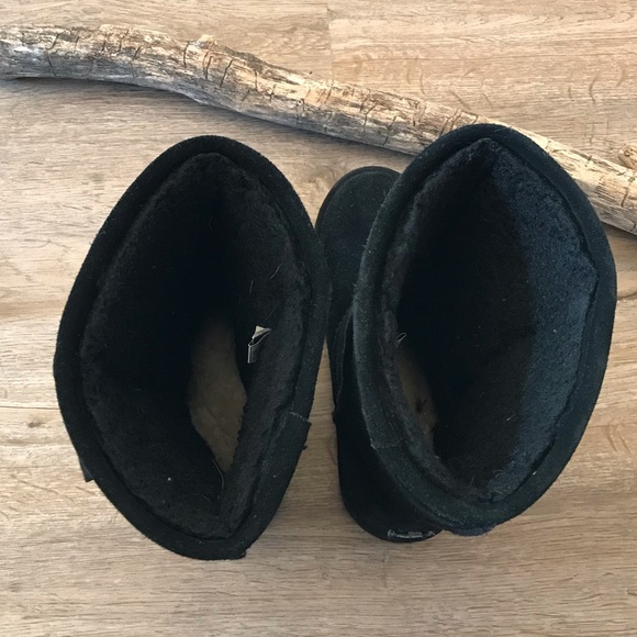 Youth Black BearPaw Winter Boots - Picture 16 of 16